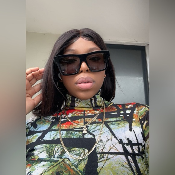 New - 💯Authentic Gucci Solid Grey Rectangular Unisex Sunglasses GG0962S 0… - Picture 6 of 14